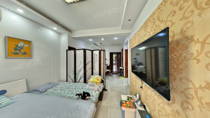 和润公寓二手房实景图