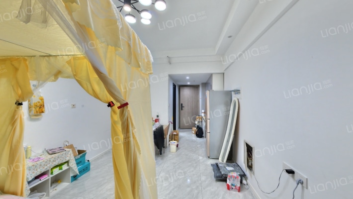 宝龙天地二手房实景图