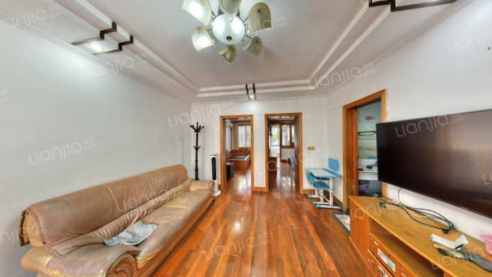 新霞花园二手房实景图