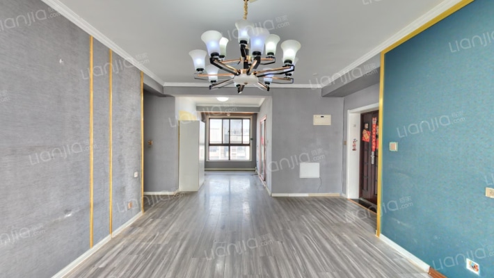 西市佳郡二手房实景图