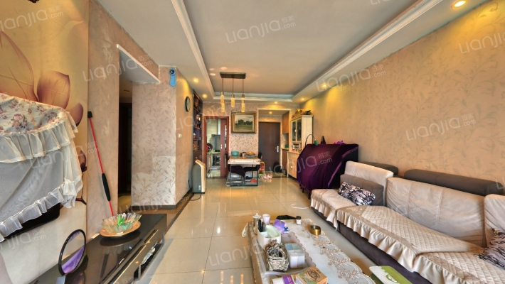 翡翠城五期二手房实景图