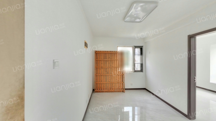 康定里二手房实景图