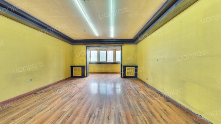 中联颐华苑二手房实景图