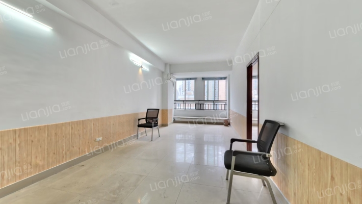 光谷国际大厦二手房实景图