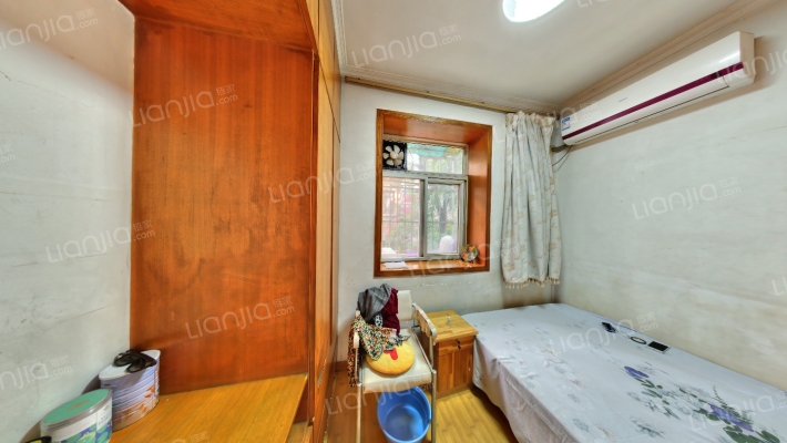 峨嵋路二手房实景图