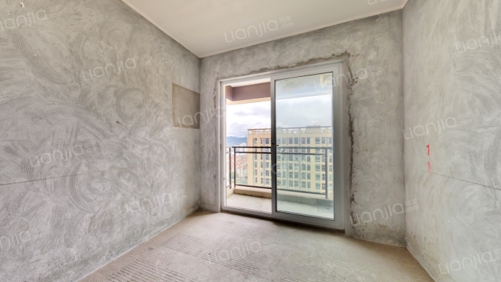 财信新界二手房实景图