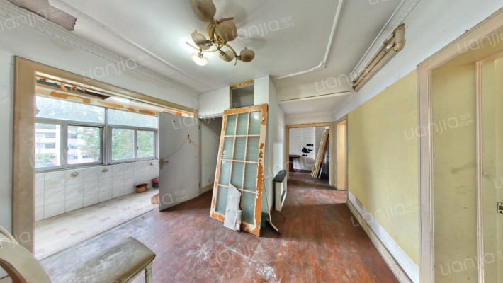 玉塘东街4号二手房实景图