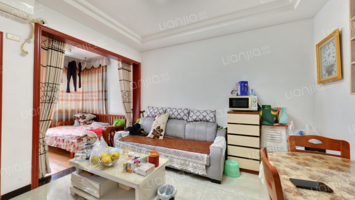 和泓四季B2区二手房实景图