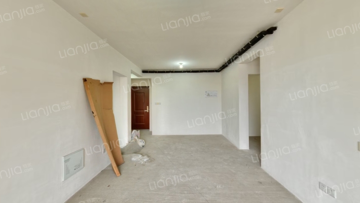 新城瑞升悦隽西江二手房实景图