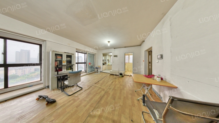 恒信珑湖国际二手房实景图