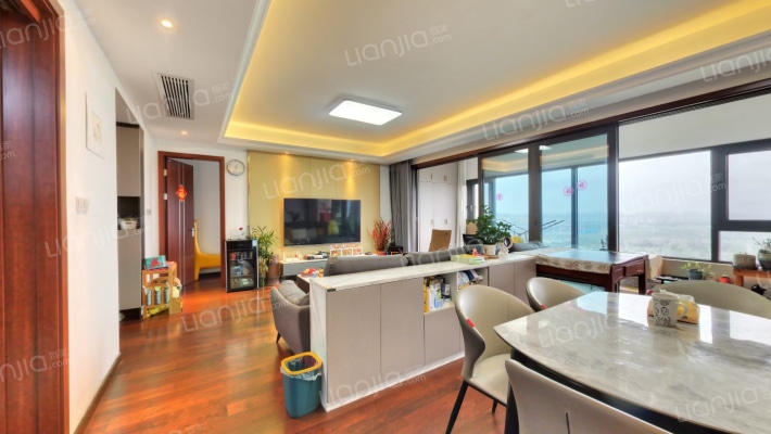 蓝光长岛国际六期二手房实景图