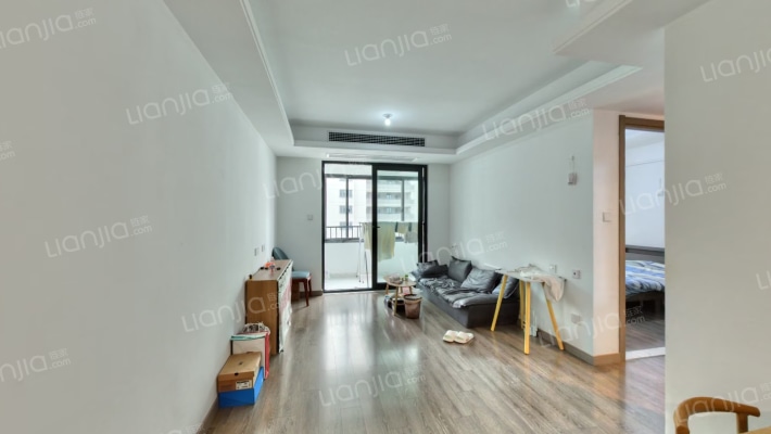 新城云漾滨江二手房实景图