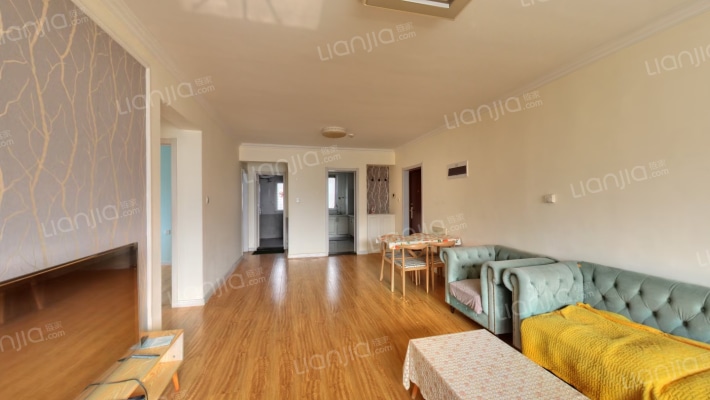 山钢建设凭海临风三期二手房实景图