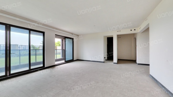 云麓台二组团二手房实景图