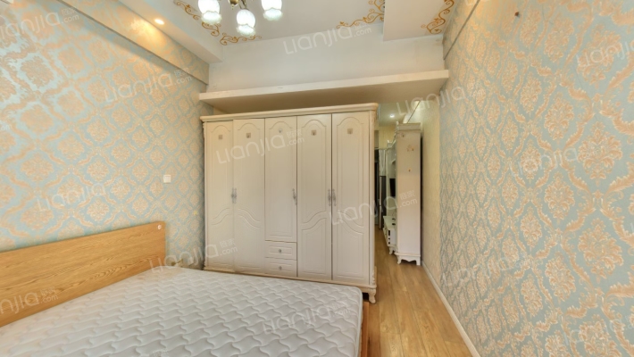 新城市广场摩尔特区二手房实景图