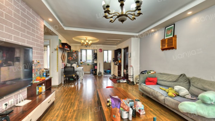 廊桥水岸二手房实景图