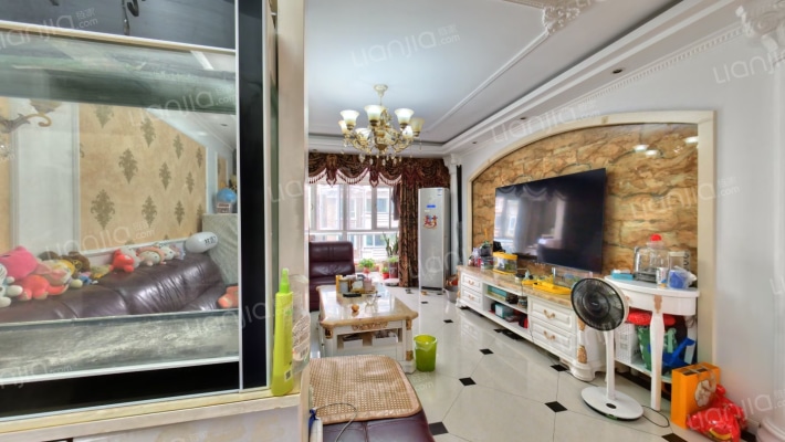 恒辉翡翠花园二手房实景图