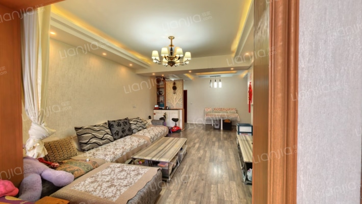 一品江山二手房实景图