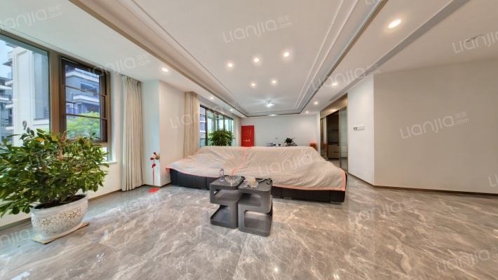 中粮保利麓湖时玥二手房实景图