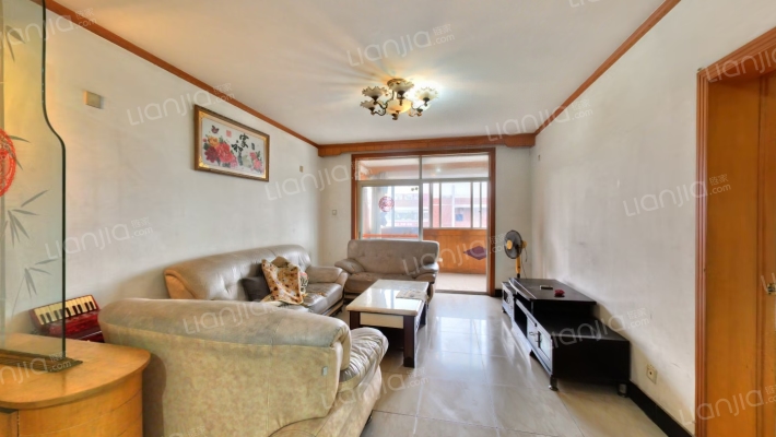 卫居苑二手房实景图