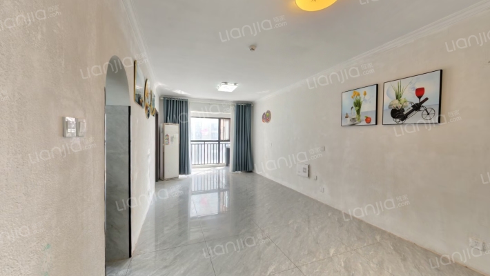 荣邦城东区二手房实景图