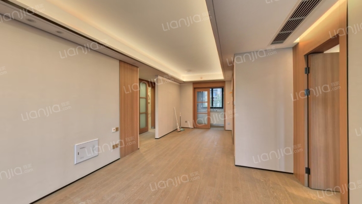 珑润华府二手房实景图