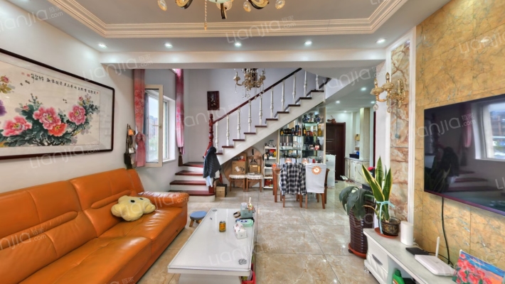 天空之城二手房实景图