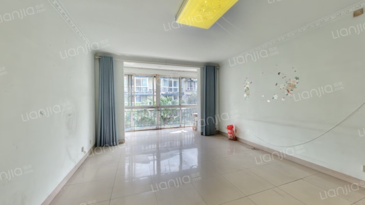 世外桃源二手房实景图