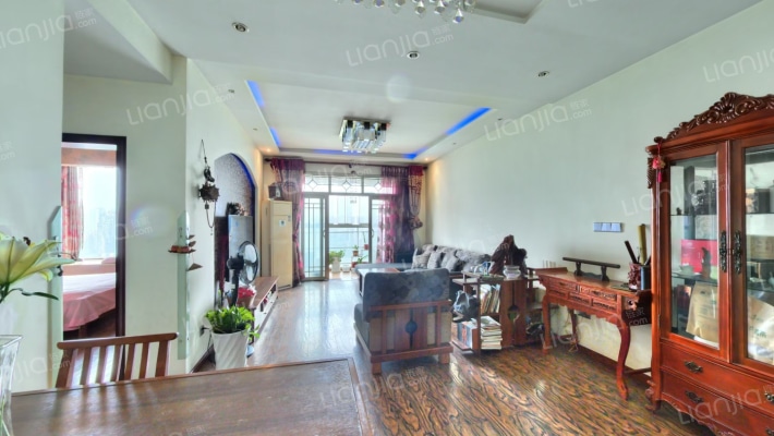 彩云小城二手房实景图