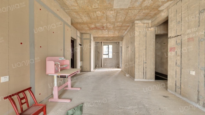 伊景园滨河苑二手房实景图