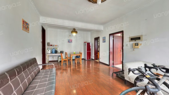 尚东美林一区二手房实景图