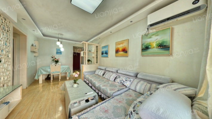 龙威花园二期二手房实景图