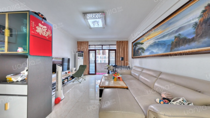 爱地花园二手房实景图