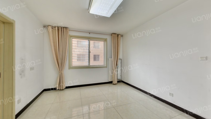 三府湾天悦小区二手房实景图