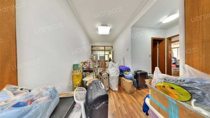 民航小区二手房实景图