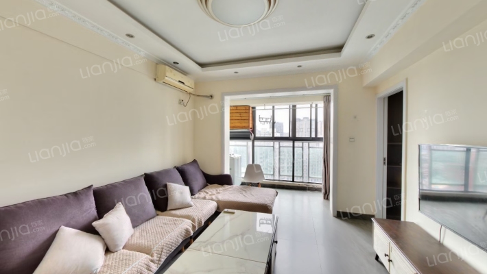 弘邦领邸二手房实景图