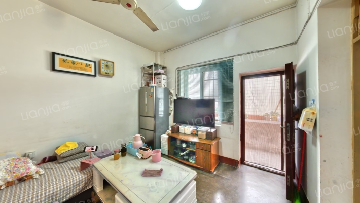 百货公司宿舍二手房实景图