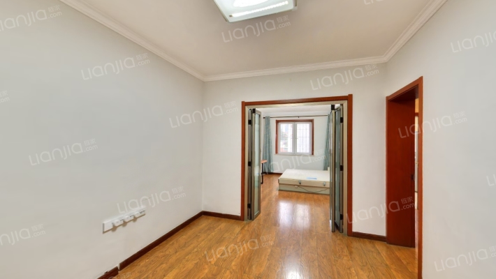 保疆里二手房实景图