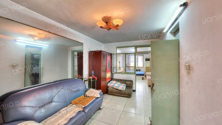 秀芳里二手房实景图