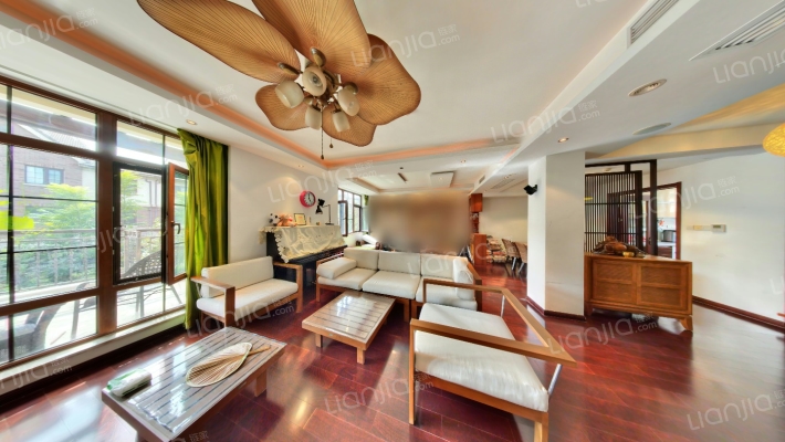 保利垄上八区二手房实景图