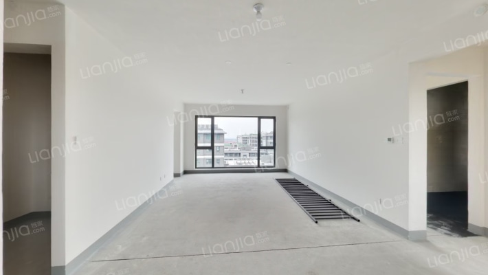 绿城晓月晴川二手房实景图