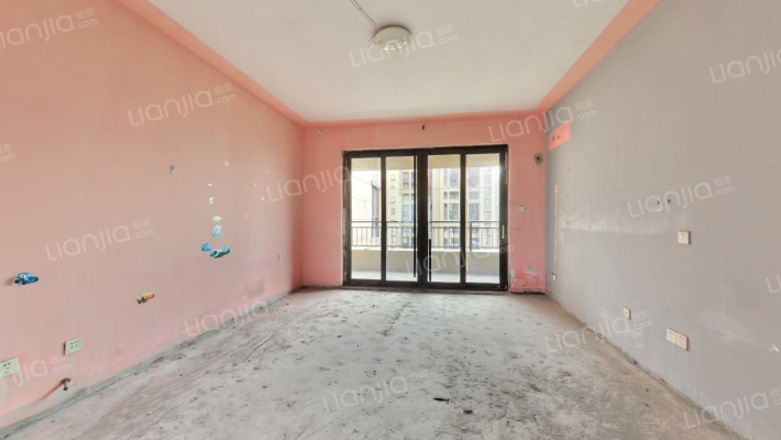 绿地华尔道二手房实景图