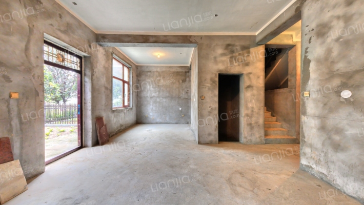 春秋院子二手房实景图