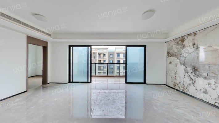 龙湖两江郦湾三期岛麓二手房实景图