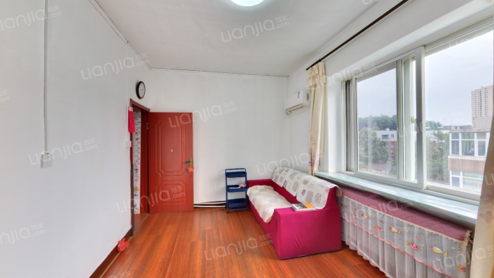 新城街（石道街商圈）二手房实景图