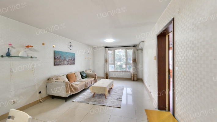 龙锦苑四区二手房实景图