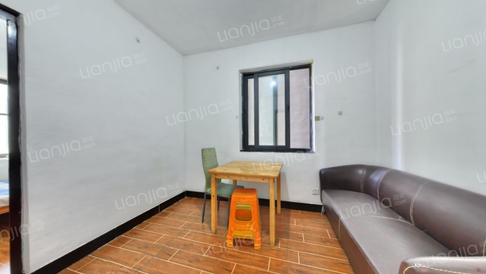 吉鸿家园望昕苑二手房实景图