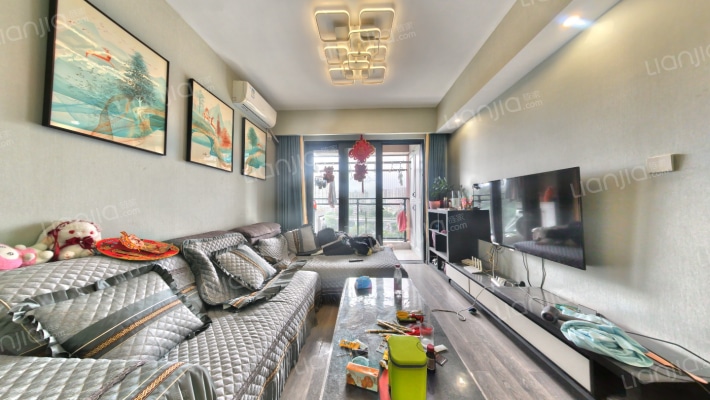 银领公馆二手房实景图