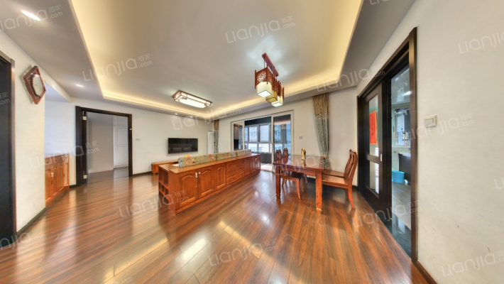 万科金域名邸二期二手房实景图