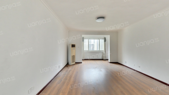 英协鼎峰二手房实景图